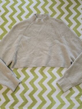 Mod Ref Beige Knit Bat-Wing Cropped Sweater Top Small